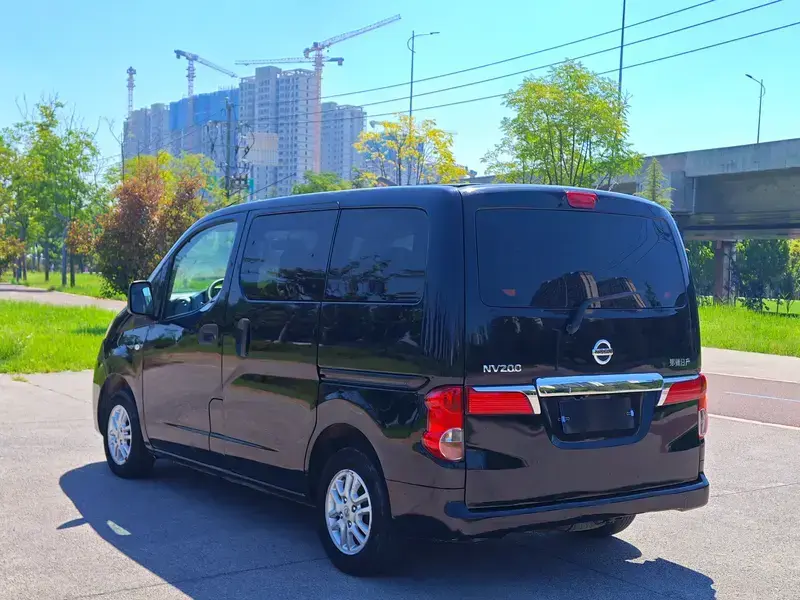 2012 Nissan NV200 с пробегом 76 000 км