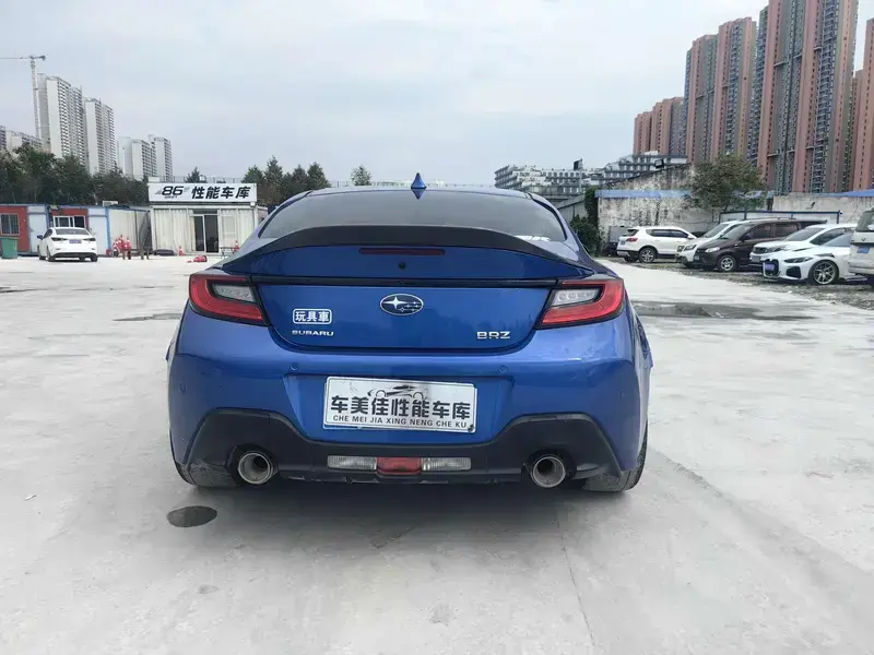 2023 Subaru BRZ с пробегом 17 000 км