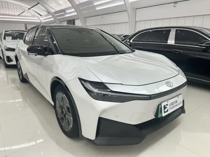 2023 Toyota bZ3 с пробегом 29 500 км