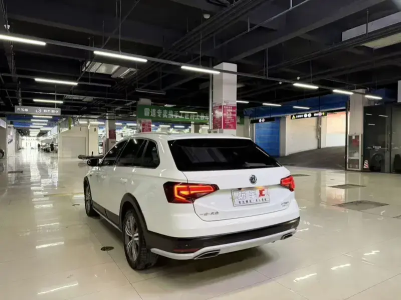 2018 Volkswagen C-Trek с пробегом 120 000 км