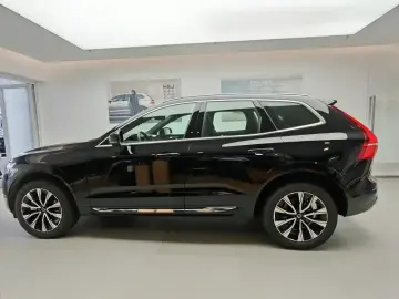 2025 Volvo XC60 с пробегом 4 500 км