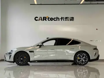 2024 Xiaomi SU7 с пробегом 15 000 км