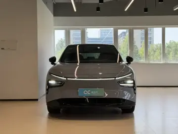 2025 Xpeng G7 с пробегом 24 600 км
