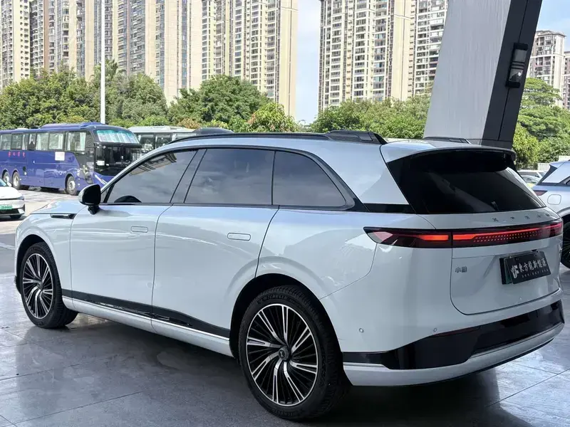 2022 Xpeng G9 с пробегом 31 000 км
