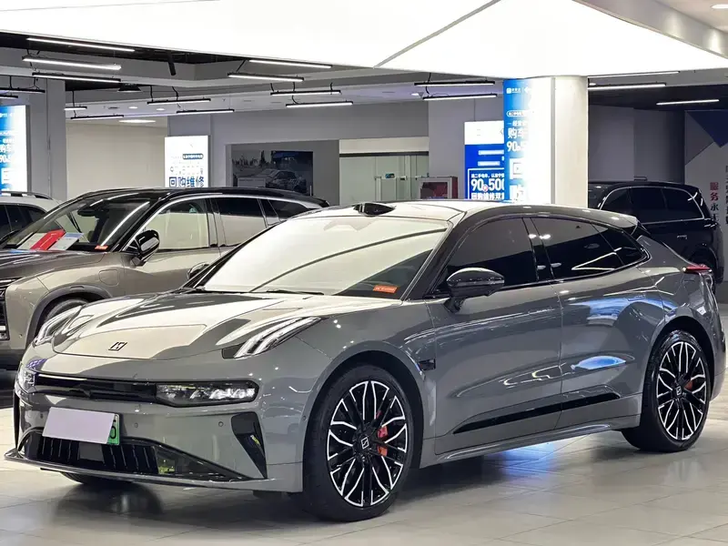 2024 Zeekr 001 с пробегом 55 000 км