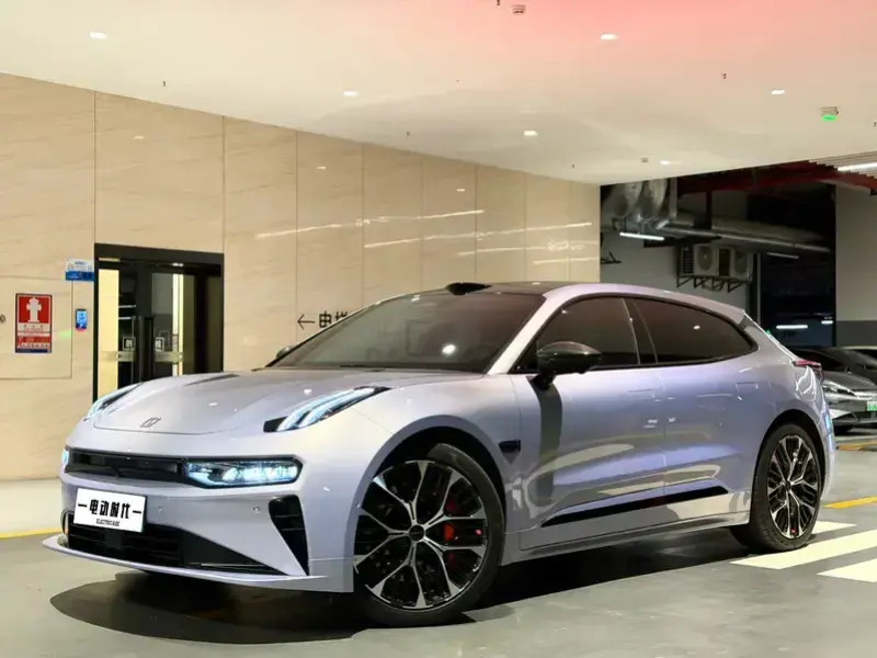 2026 Zeekr 001 с пробегом 5 000 км