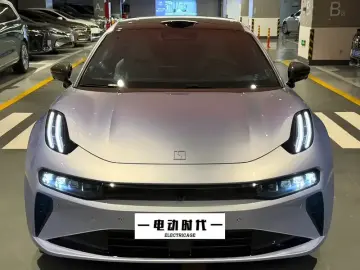 2026 Zeekr 001 с пробегом 5 000 км