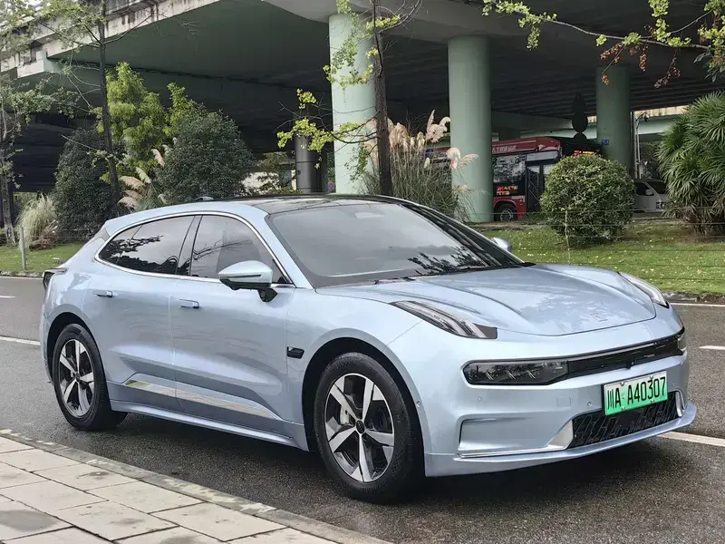 2023 Zeekr 001 с пробегом 118 100 км