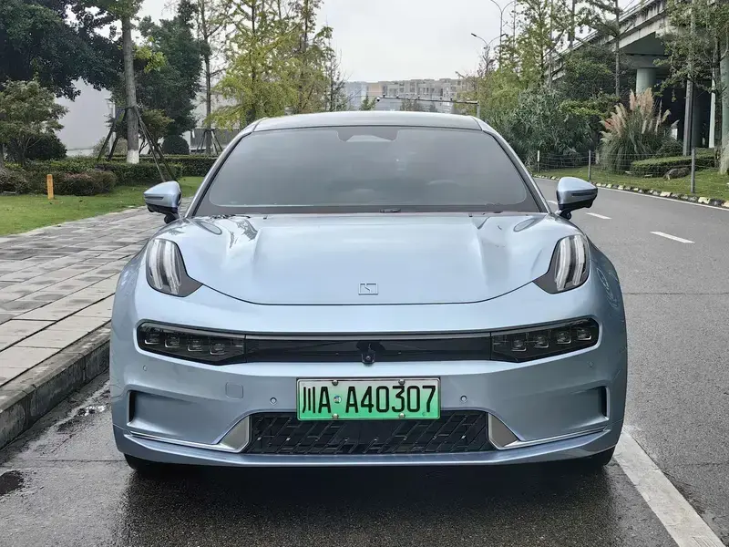 2023 Zeekr 001 с пробегом 118 100 км