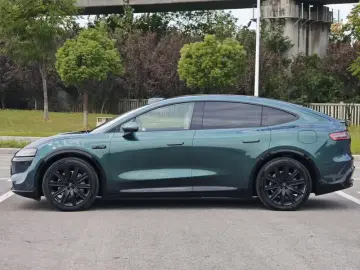 2026 Luxeed R7 с пробегом 12 000 км