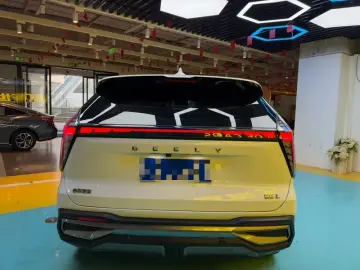 2024 Geely Boyue L с пробегом 7 000 км