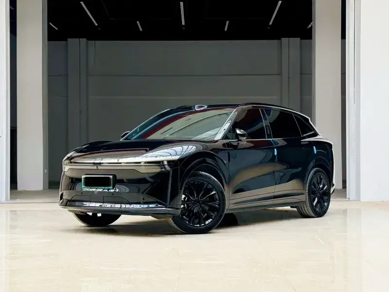 2025 Zeekr 7X с пробегом 12 300 км
