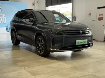 2024 Aito M7 с пробегом 23 000 км