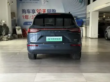2024 Aito M7 с пробегом 23 000 км