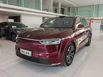 2026 Aito M7 с пробегом 18 000 км