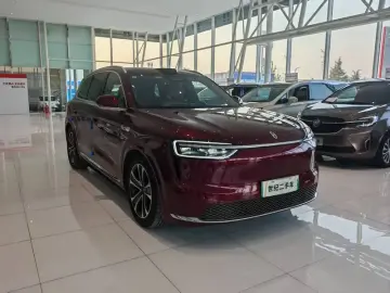2026 Aito M7 с пробегом 18 000 км