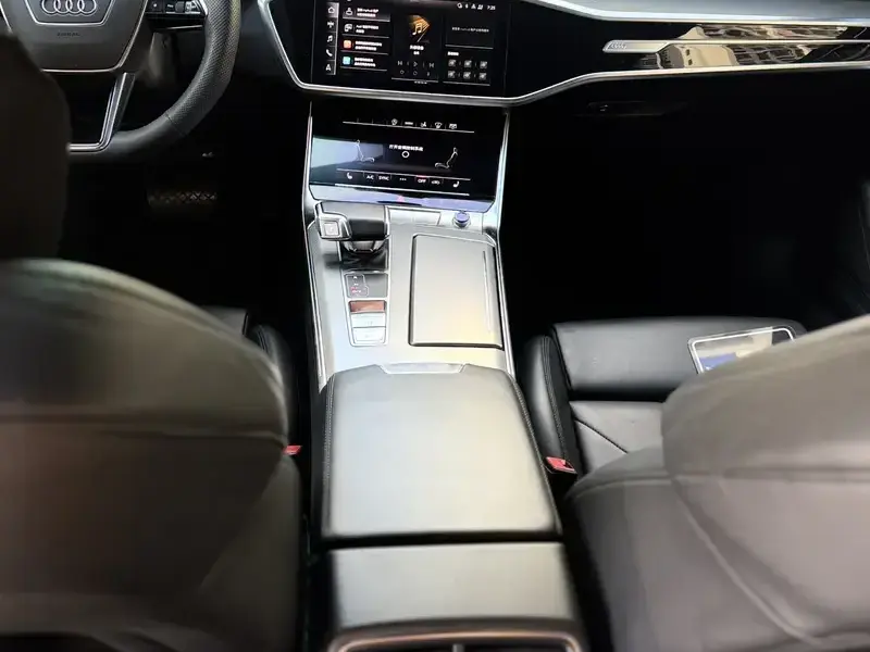 2022 Audi A7 с пробегом 68 000 км