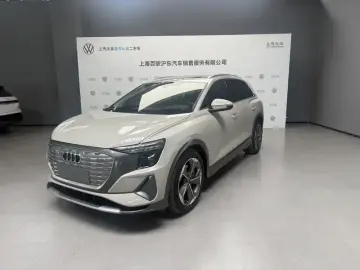 2022 Audi Q5 e-tron с пробегом 55 400 км