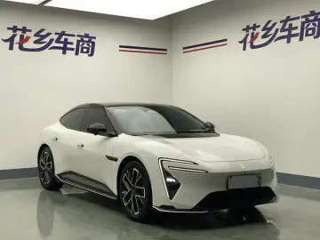 2025 Avatr 06 с пробегом 27 000 км