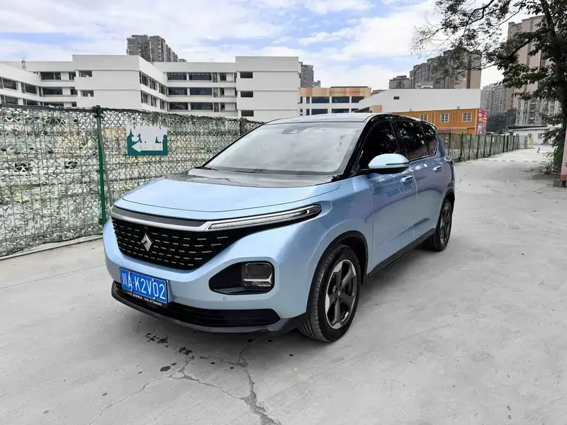 2019 Baojun RM-5 с пробегом 20 000 км