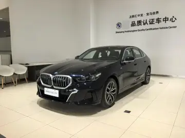 BMW i5