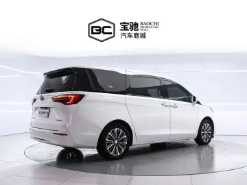 2022 Buick GL8 с пробегом 37 000 км