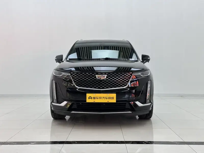 2021 Cadillac XT6 с пробегом 92 100 км