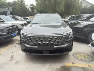 2025 Changan CS75 Plus с пробегом 12 000 км