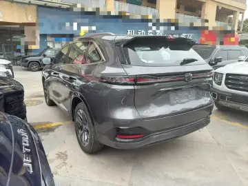 2025 Changan CS75 Plus с пробегом 12 000 км
