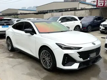 2023 Changan UNI-V с пробегом 40 000 км