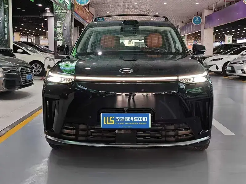 2025 GAC Trumpchi S9 с пробегом 8 000 км