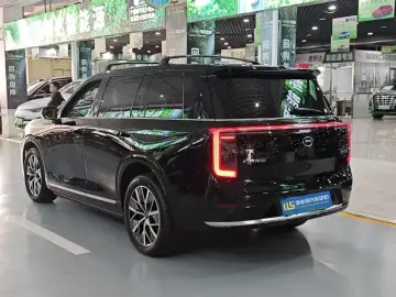 2025 GAC Trumpchi S9 с пробегом 8 000 км