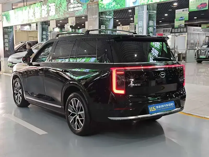 2025 GAC Trumpchi S9 с пробегом 8 000 км
