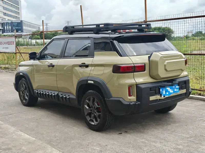 2025 Geely Cowboy с пробегом 13 600 км