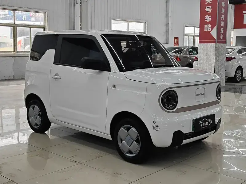 2023 Geely Panda с пробегом 21 000 км