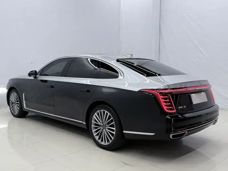2020 Hongqi H9 с пробегом 80 000 км