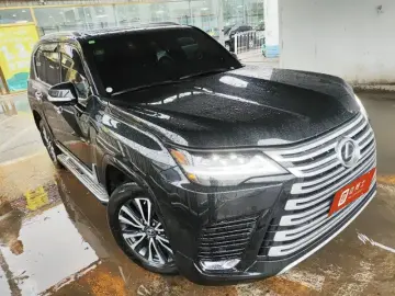 2025 Lexus LX с пробегом 7 000 км