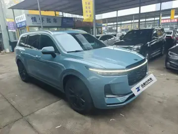Li Auto (Lixiang) One