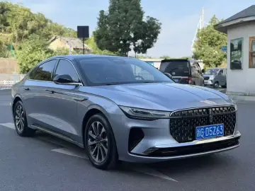 2024 Lincoln Z с пробегом 26 000 км