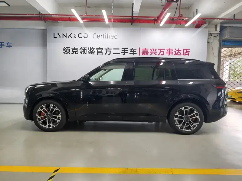 2025 Lynk & Co 900 с пробегом 8 000 км
