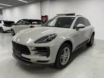 2021 Porsche Macan с пробегом 67 000 км