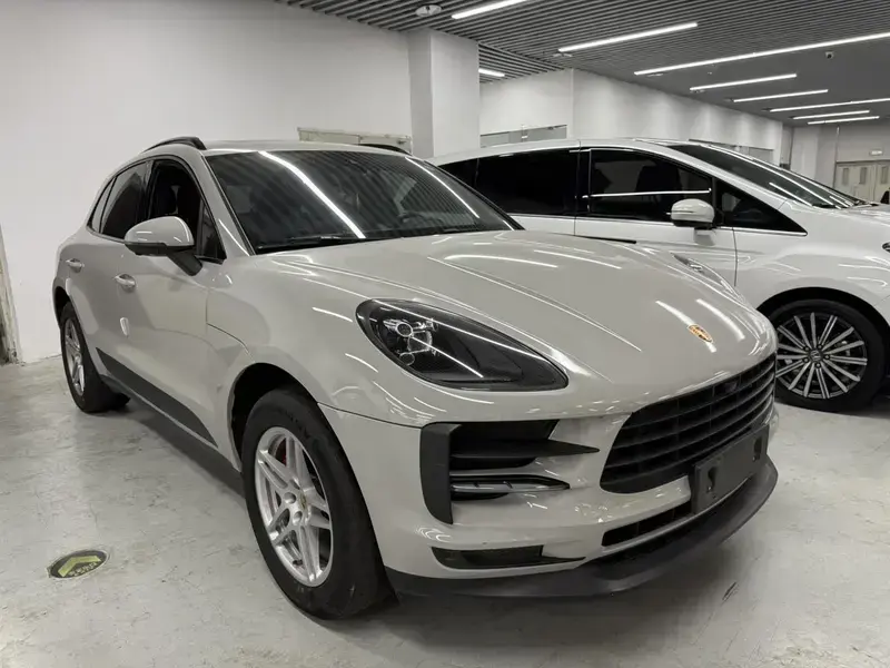 2021 Porsche Macan с пробегом 67 000 км