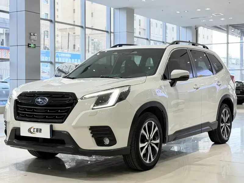 2024 Subaru Forester с пробегом 28 000 км