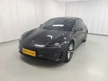 2023 Tesla Model 3 с пробегом 81 900 км