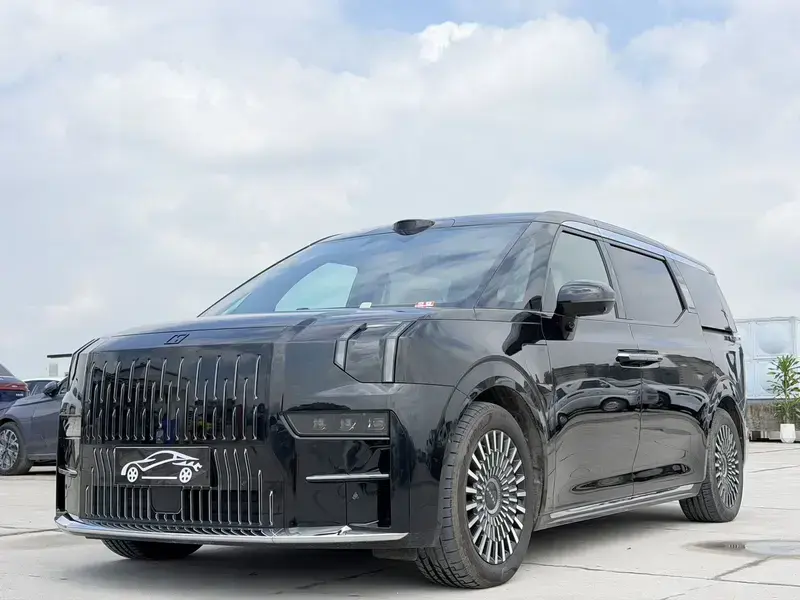 2024 Zeekr 009 с пробегом 49 000 км