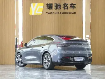 2025 Luxeed R7 с пробегом 19 800 км