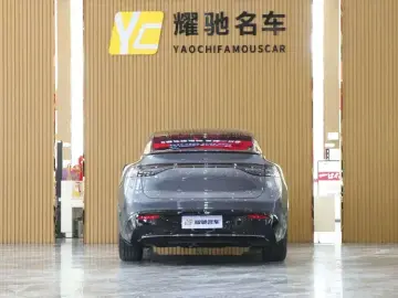 2025 Luxeed R7 с пробегом 19 800 км
