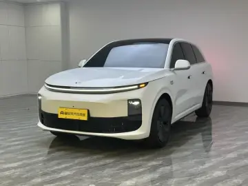 2024 Li Auto (Lixiang) L6 с пробегом 49 100 км