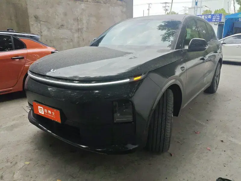 2024 Li Auto (Lixiang) L6 с пробегом 47 000 км