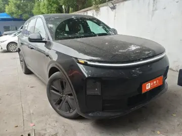 2024 Li Auto (Lixiang) L6 с пробегом 47 000 км
